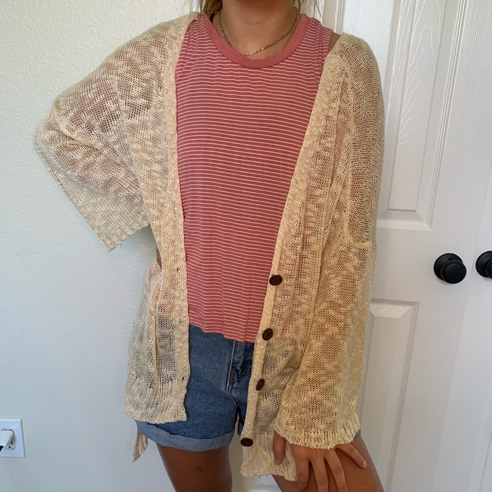 Knit cream cardigan